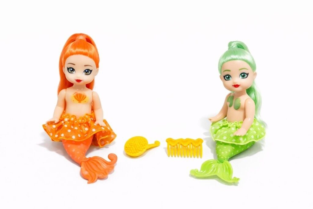 2'li Deniz Kızı Bebek Seti - Hareketli Eklemler ve Aksesuarlı -Turuncu & Yeşil