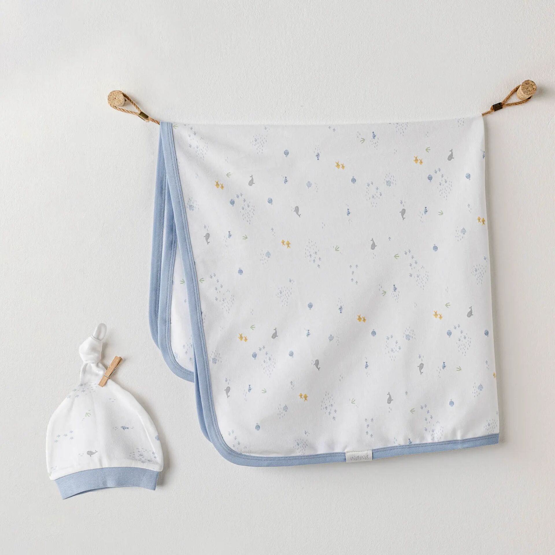 Andywawa AC25606 My Happy Place Battaniye Şapka Takım White