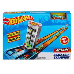 Hot Wheels Şampiyonluk Parkuru Yarış Seti GBF81 GBF82