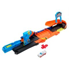Hot Wheels City Akrobasi Garajı