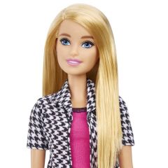 Barbie Kariyer Bebekleri