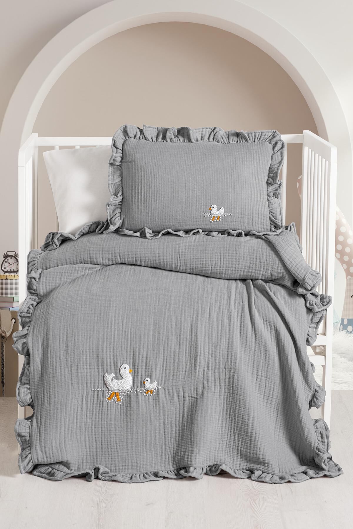 Kanz 4 Kat Hand Made Fırfırlı Müslin Örtü Seti Knz-020 Gri